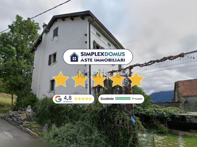 Case e ville in vendita di 295 m² in Via Giulio De Felip