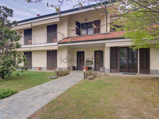 Case e ville in vendita di 295 m² in Strada Belmonte, 3