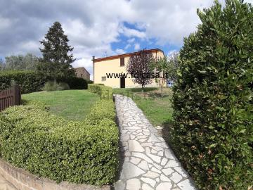 Case e ville in vendita di 295 m² in Strada provinciale per Villanagna