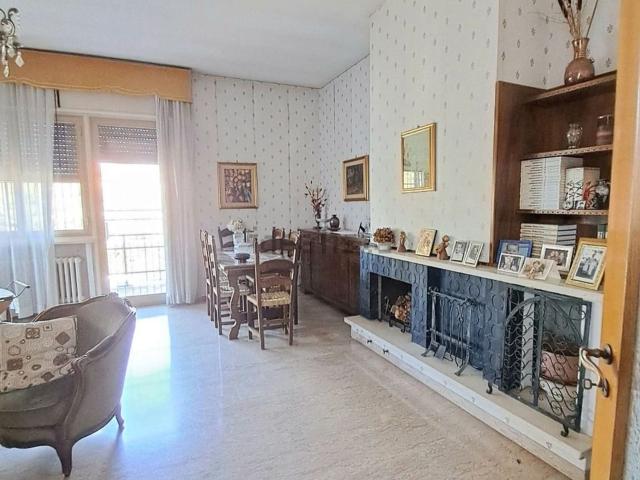 Case e ville in vendita di 296 m²