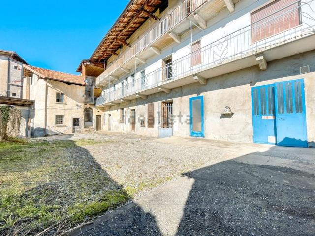 Case e ville in vendita di 296 m²