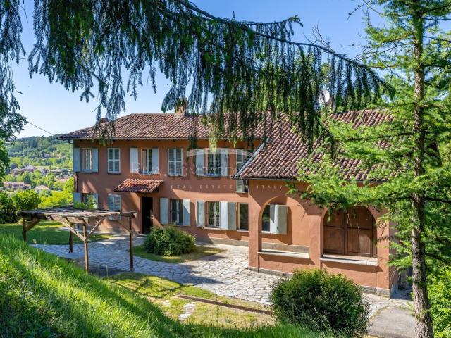 Case e ville in vendita di 297 m² in Località Valmanera, 55