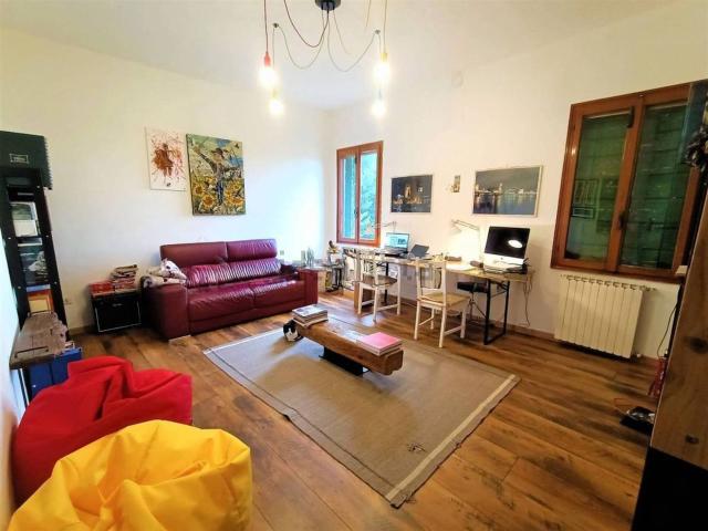 Case e ville in vendita di 297 m² in Piazzale Rovigno