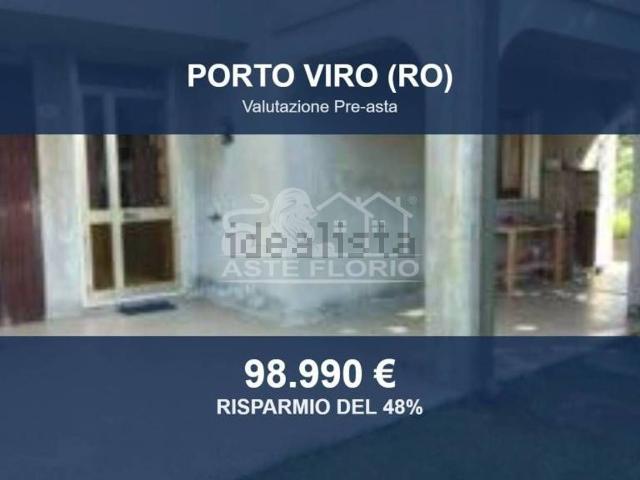 Case e ville in vendita di 299 m² in Via Romea, 47