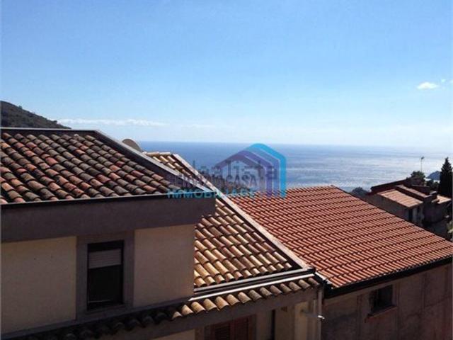 Case e ville in vendita di 33 m² in Via Gioiello
