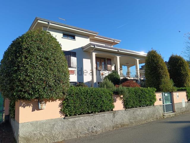 Case e ville in vendita di 300 m²