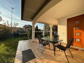 Case e ville in vendita di 300 m²