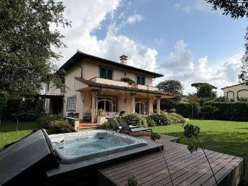 Case e ville in vendita di 300 m²
