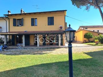 Case e ville in vendita di 300 m²