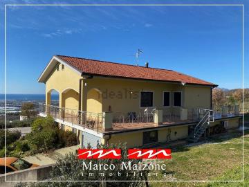Case e ville in vendita di 300 m²