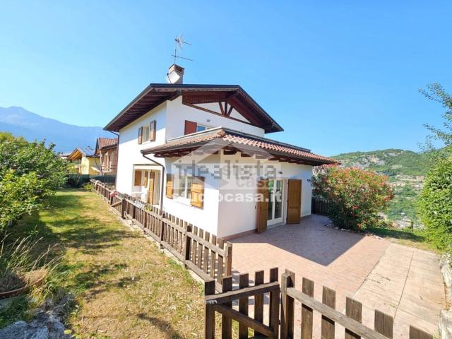 Case e ville in vendita di 300 m²