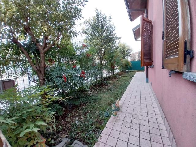 Case e ville in vendita di 300 m² in Via Luigi Galvani