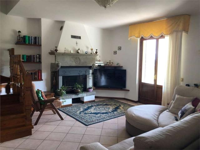 Case e ville in vendita di 300 m²