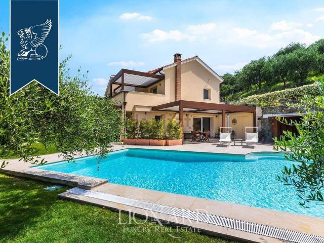 Case e ville in vendita di 300 m²