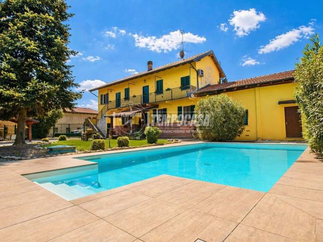 Case e ville in vendita di 300 m²