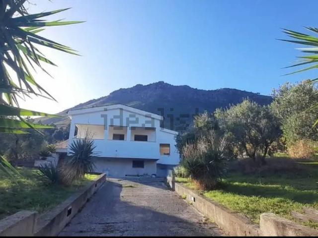 Case e ville in vendita di 300 m²