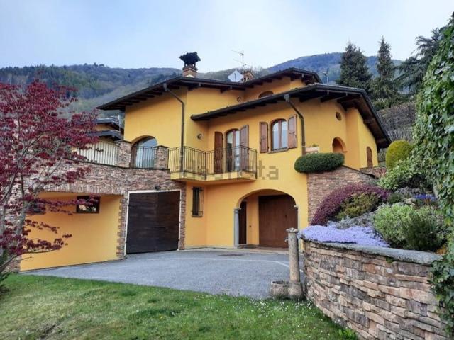 Case e ville in vendita di 300 m²
