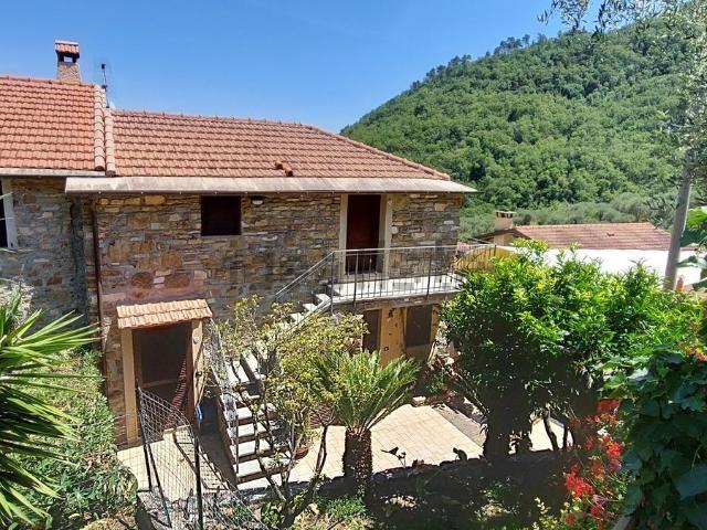 Case e ville in vendita di 300 m²
