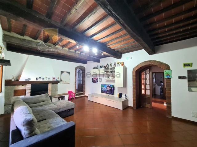 Case e ville in vendita di 300 m²