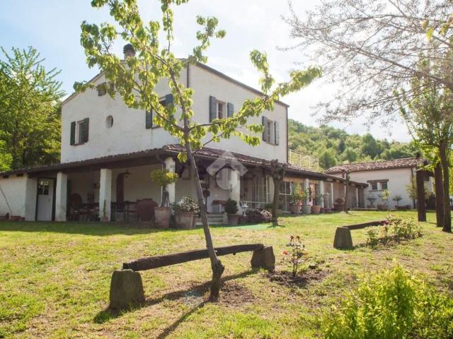 Case e ville in vendita di 300 m²