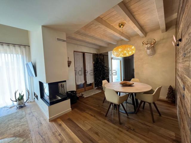 Case e ville in vendita di 350 m² in Via Conciliazione