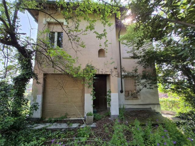 Case e ville in vendita di 300 m² in Via Casale, 9