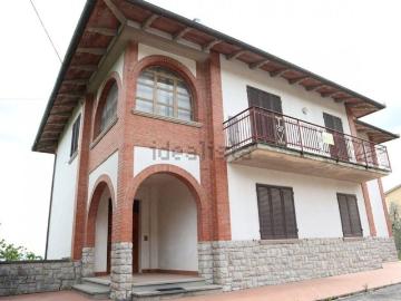 Case e ville in vendita di 300 m² in Via Casella, 6