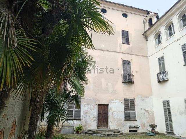 Case e ville in vendita di 300 m² in Via Cassotti Gassino, 7