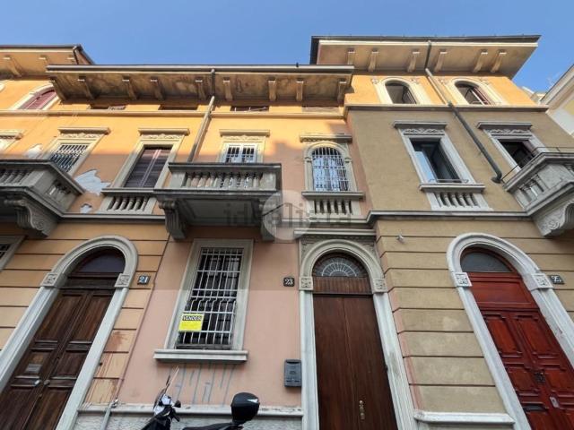 Case e ville in vendita di 300 m² in Via Giuseppe Compagnoni, 23