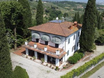 Case e ville in vendita di 300 m² in Via San Biagio