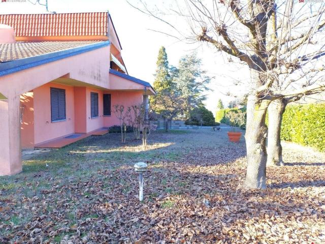Case e ville in vendita di 300 m² in Via santuario