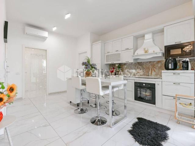 Case e ville in vendita di 300 m² in Via Per Cascina Baroggi, 13