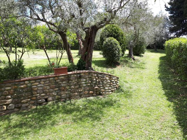 Case e ville in vendita di 300 m² in Via per Cerbaia