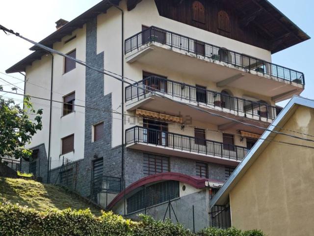 Case e ville in vendita di 300 m² in Via Pierino Delpiano, 11