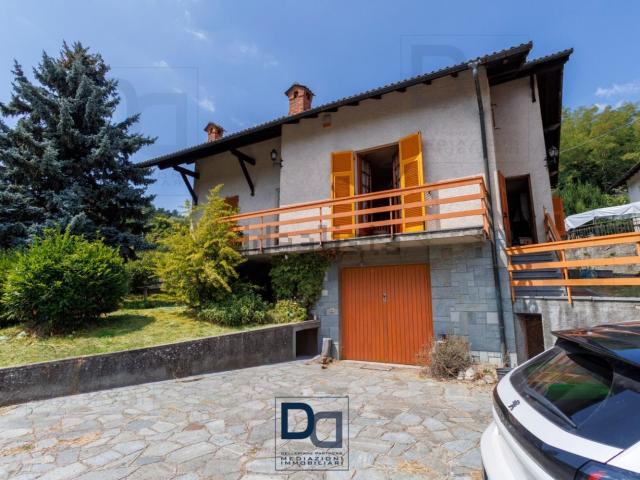 Case e ville in vendita di 300 m² in Via Prato, 41