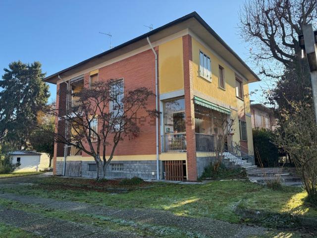 Case e ville in vendita di 300 m² in Via Privata Santa Maria, 8