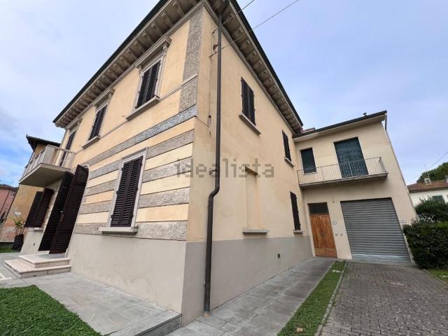Case e ville in vendita di 300 m² in Via Timignano, 4
