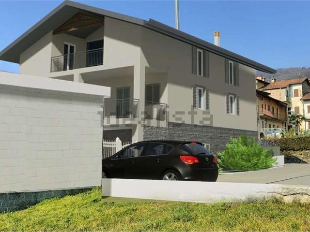Case e ville in vendita di 300 m² in Via V. Emanuele, 2