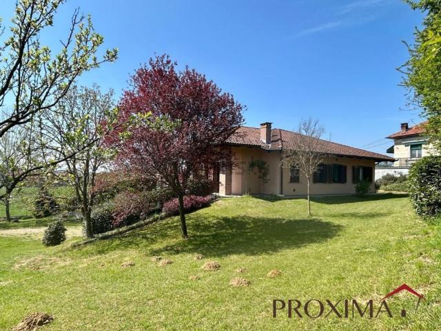 Case e ville in vendita di 300 m² in Borgo Valentino, 12