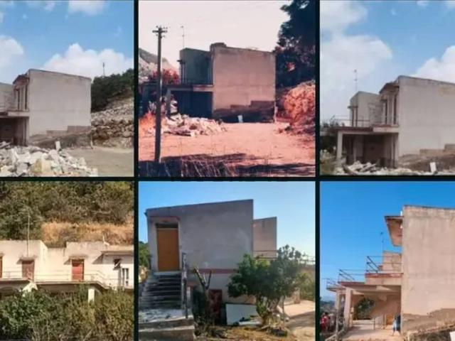 Case e ville in vendita di 300 m² in Contrada Manaresi
