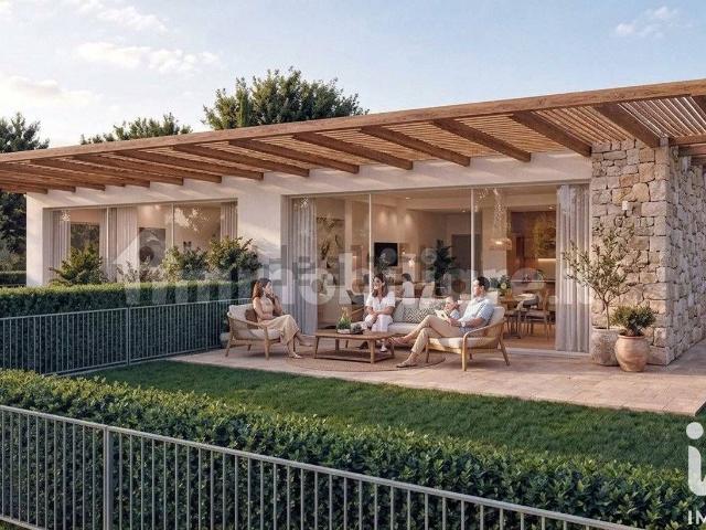 Case e ville in vendita di 300 m² in Contrada Pratelle