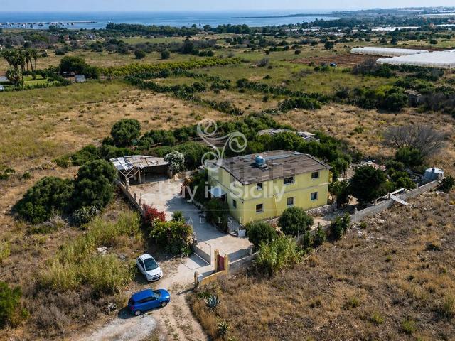 Case e ville in vendita di 300 m² in Contrada Reale