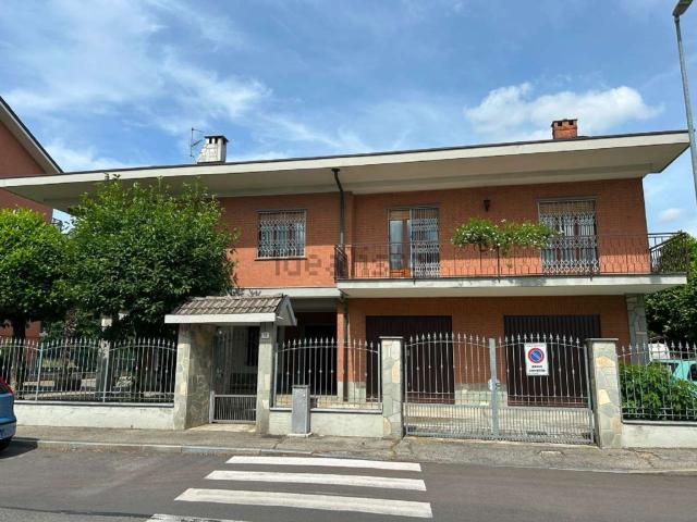 Case e ville in vendita di 300 m² in Strada del Cervo
