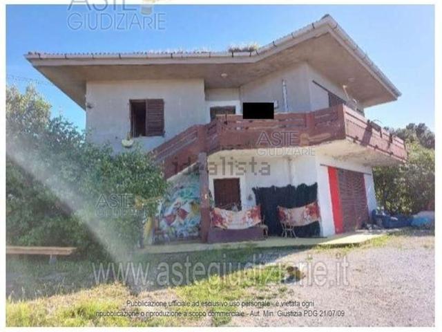 Case e ville in vendita di 300 m² in Strada della Marina