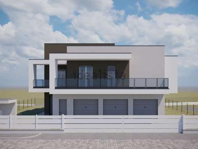Case e ville in vendita di 300 m² in Strada Formigina