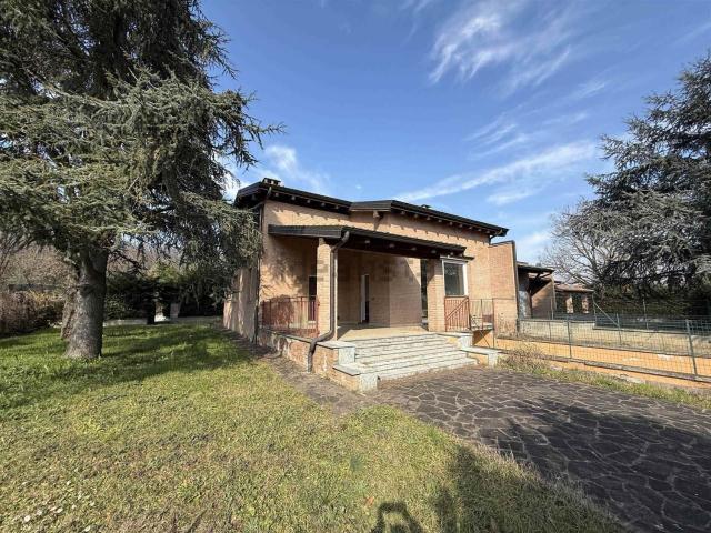 Case e ville in vendita di 300 m² in Strada Provinciale 40