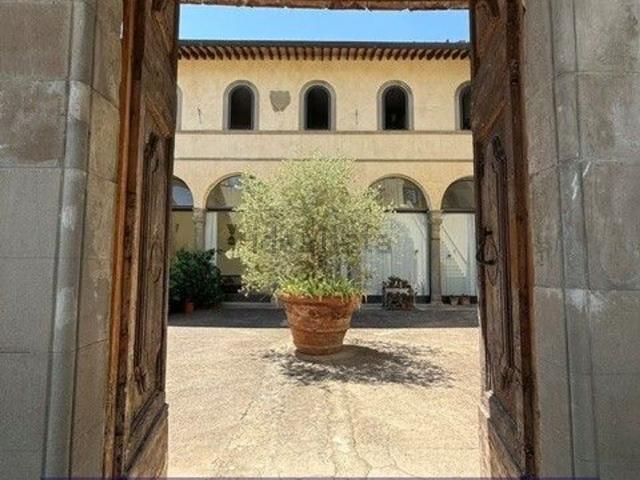 Case e ville in vendita di 302 m² in Via di Rignalla