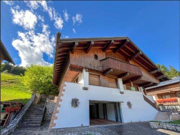 Case e ville in vendita di 302 m² in Via Risorgimento