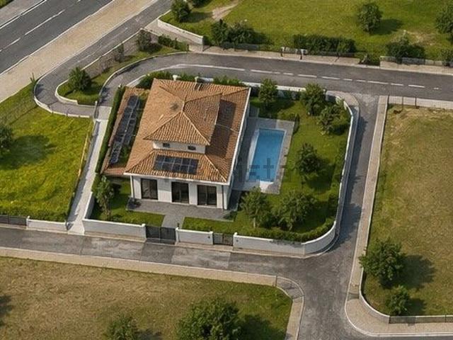 Case e ville in vendita di 304 m² in Via del Sembolino