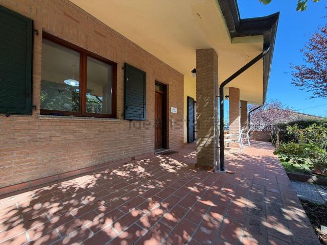 Case e ville in vendita di 306 m² in Via Tufi